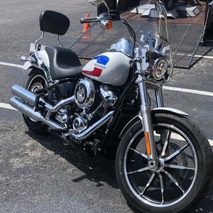 Meet your Posher, Todd